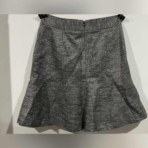 Banana Republic Skirt in Gray 00P - Picture 3 of 7